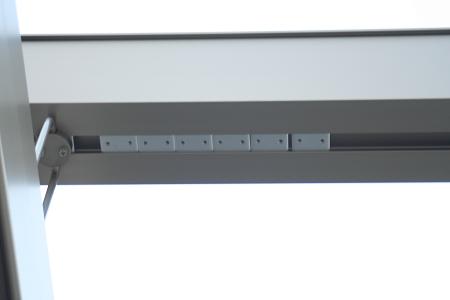 愛知県瀬戸市カーポート施工例、フレームの金具 カーポート フレーム 愛知県