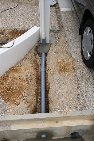 愛知県瀬戸市カーポート施工例、排水処理 カーポート施工愛知
