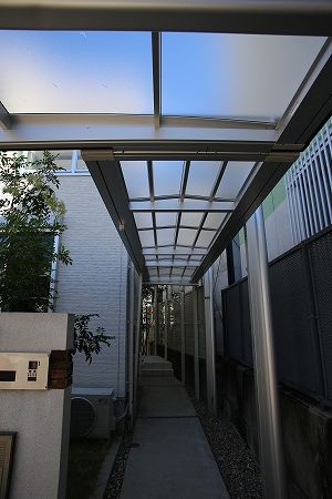 三協Uｽﾀｲﾙ　アプローチ屋根