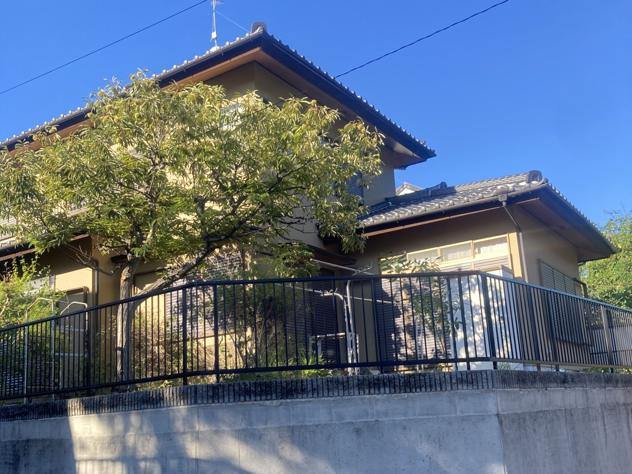 生垣を処分してフェンスに